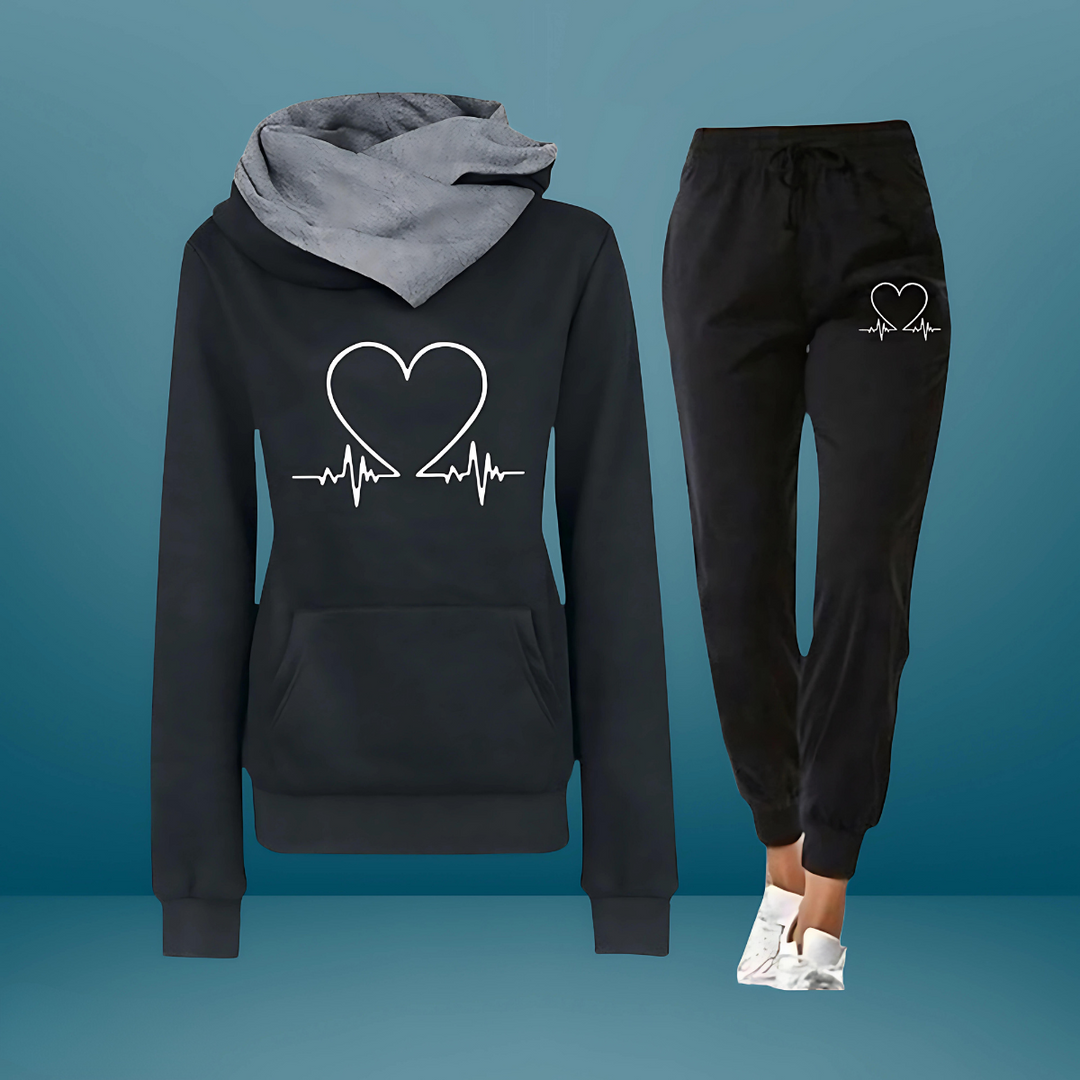 AMORELLA | Heart Print Women’s Tracksuit