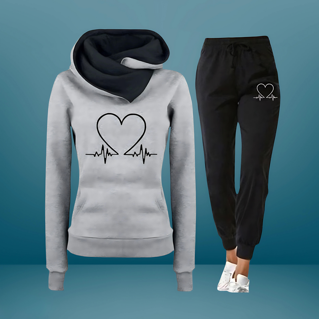AMORELLA | Heart Print Women’s Tracksuit