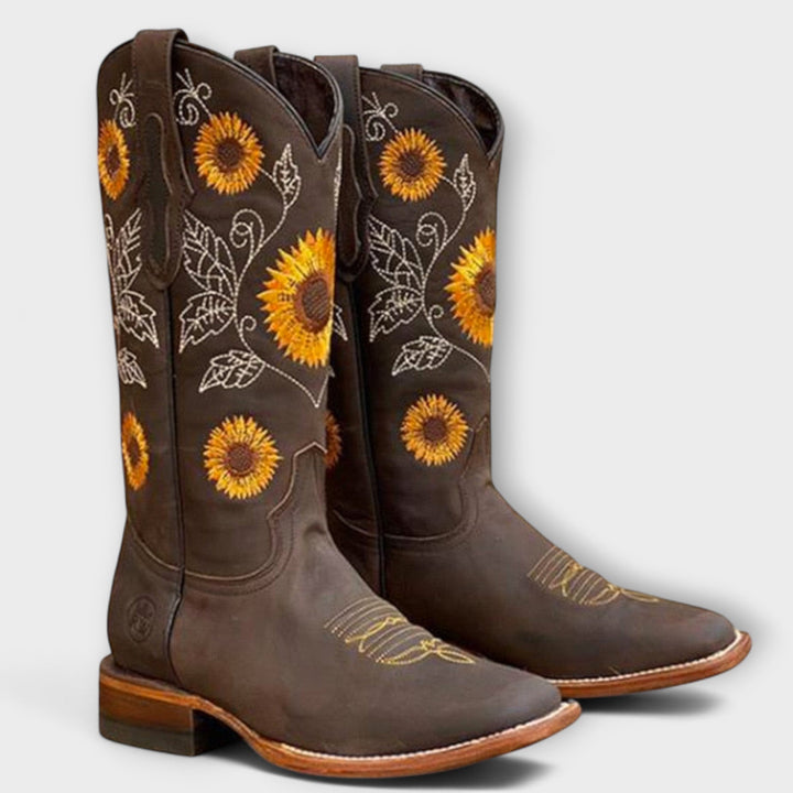 SUNHAVEN BOOTS | Bold Elegance