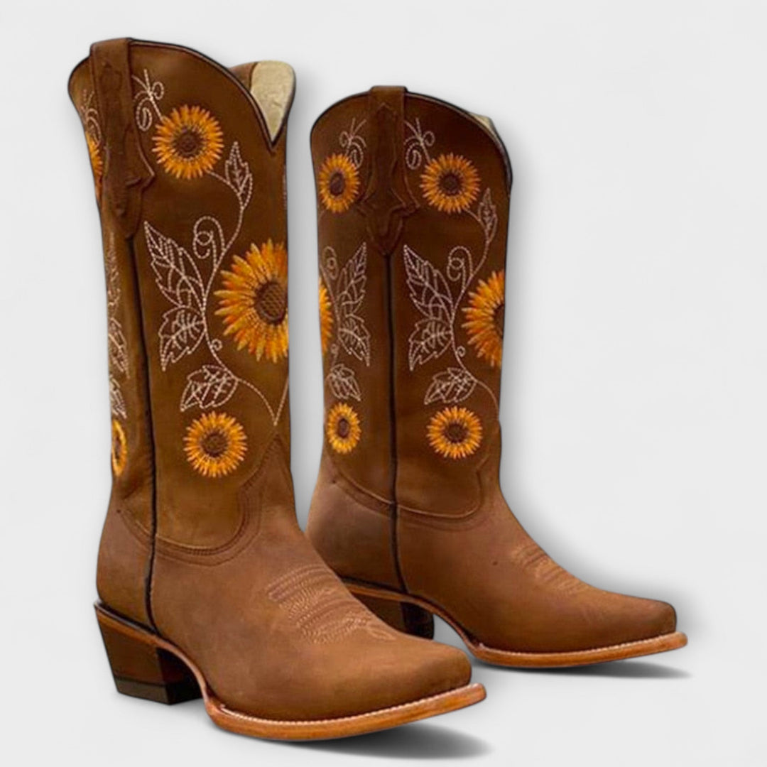 SUNHAVEN BOOTS | Bold Elegance