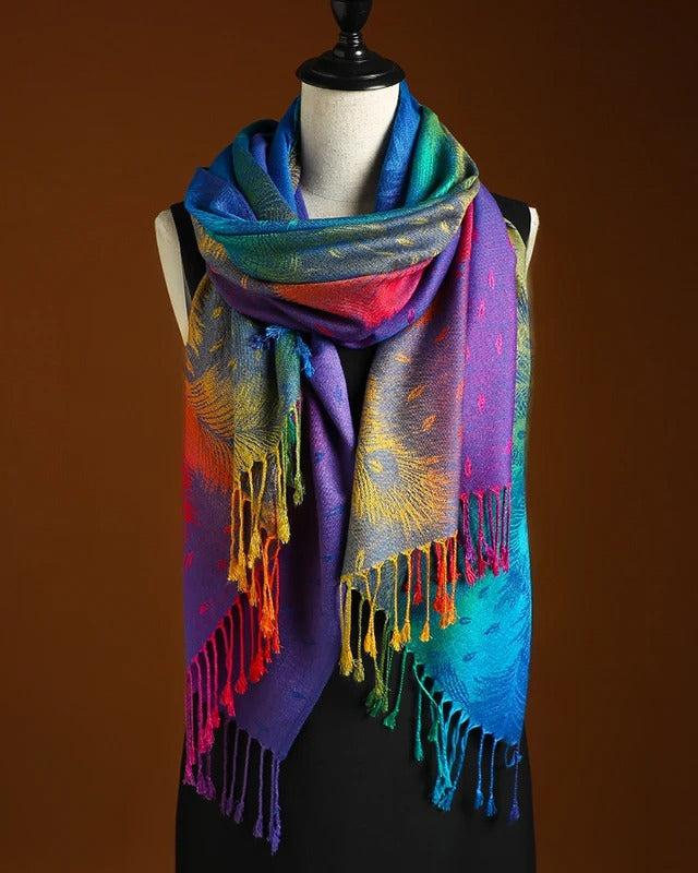 SOLVINA | Elegant Gradient Scarf