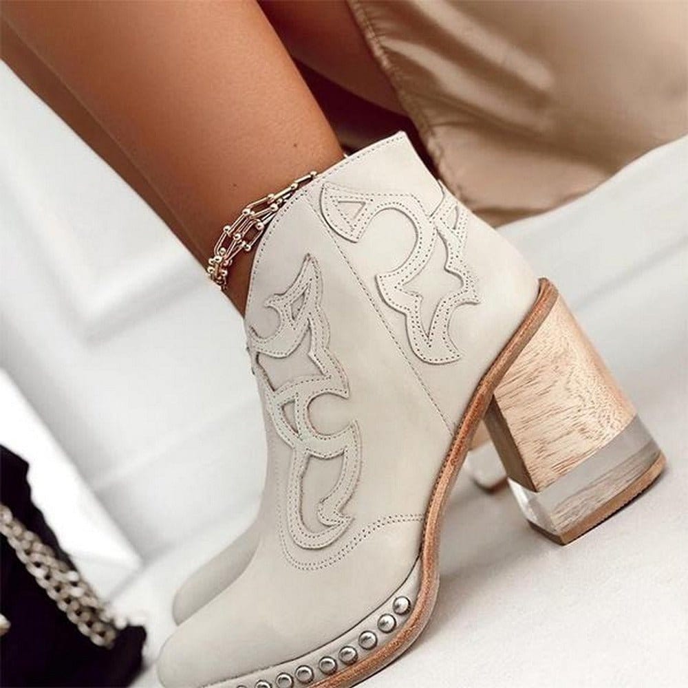 LYNORA | Sleek Textured Ankle Boots